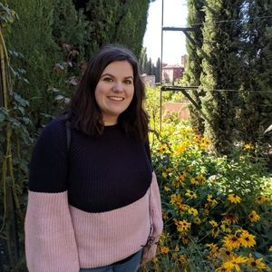 Meet your Posher, Laurel